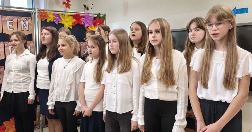 Z DEDYKACJĄ DLA NAUCZYCIELI